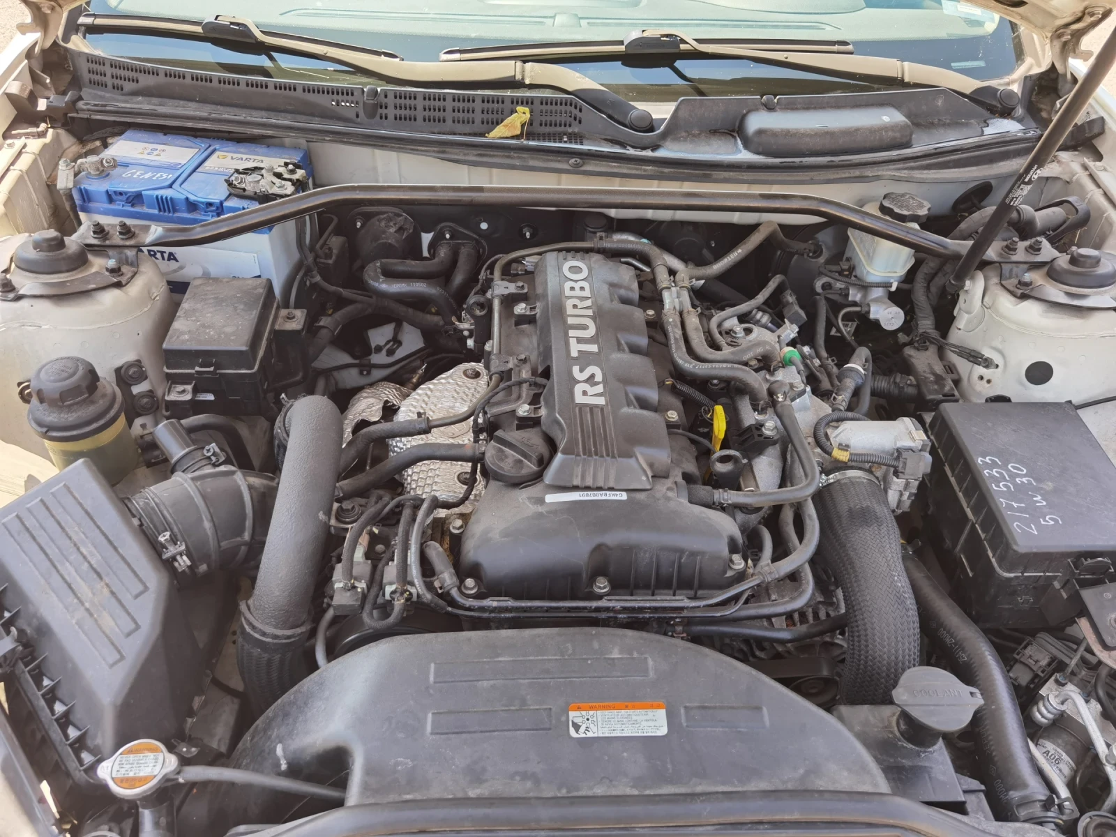 Hyundai Genesis 2.0t - изображение 7