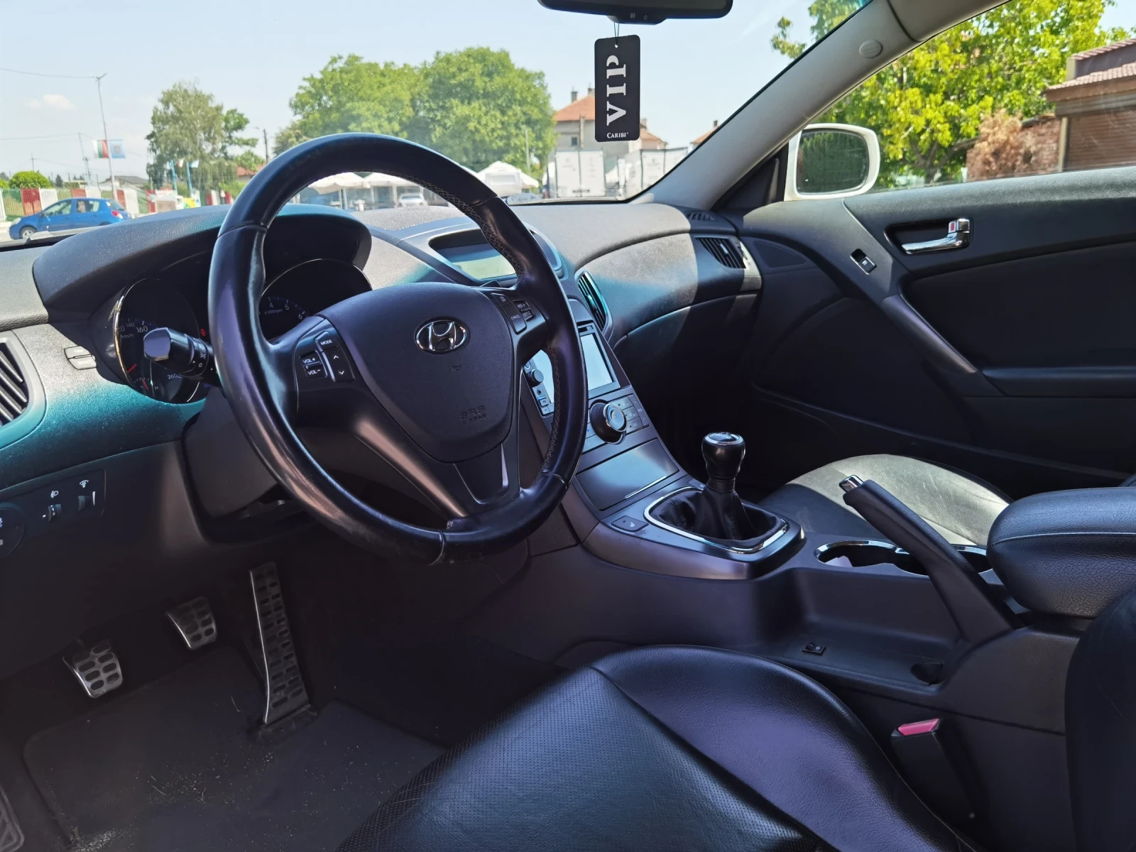 Hyundai Genesis 2.0t - изображение 8