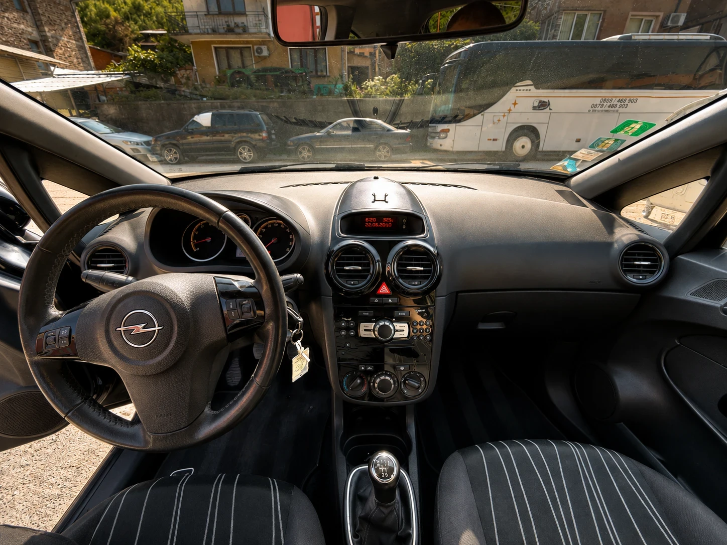Opel Corsa 140000КМ (111 edition) Без аналог в България!, снимка 6 - Автомобили и джипове - 53049363
