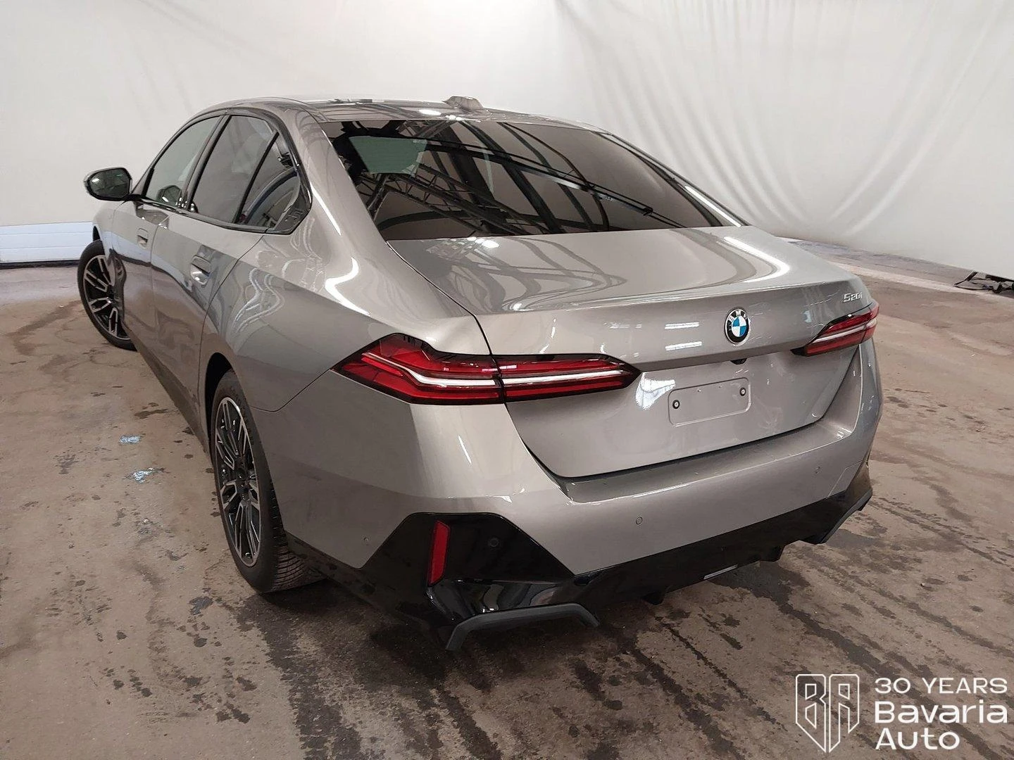 BMW 520 i M Sport Paket Steptronic - изображение 2