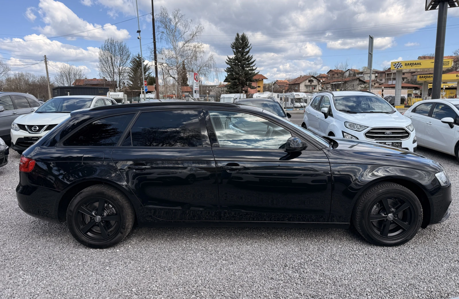 Audi A4 2.0TDI FACELIFT AUTOMATIK XENON, снимка 4 - Автомобили и джипове - 54171037