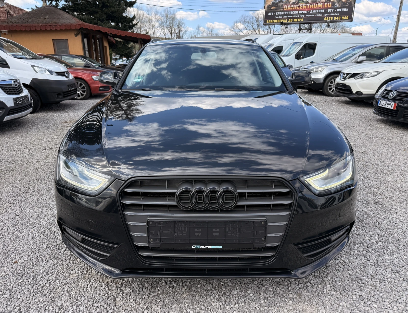 Audi A4 2.0TDI FACELIFT AUTOMATIK XENON, снимка 2 - Автомобили и джипове - 54171037