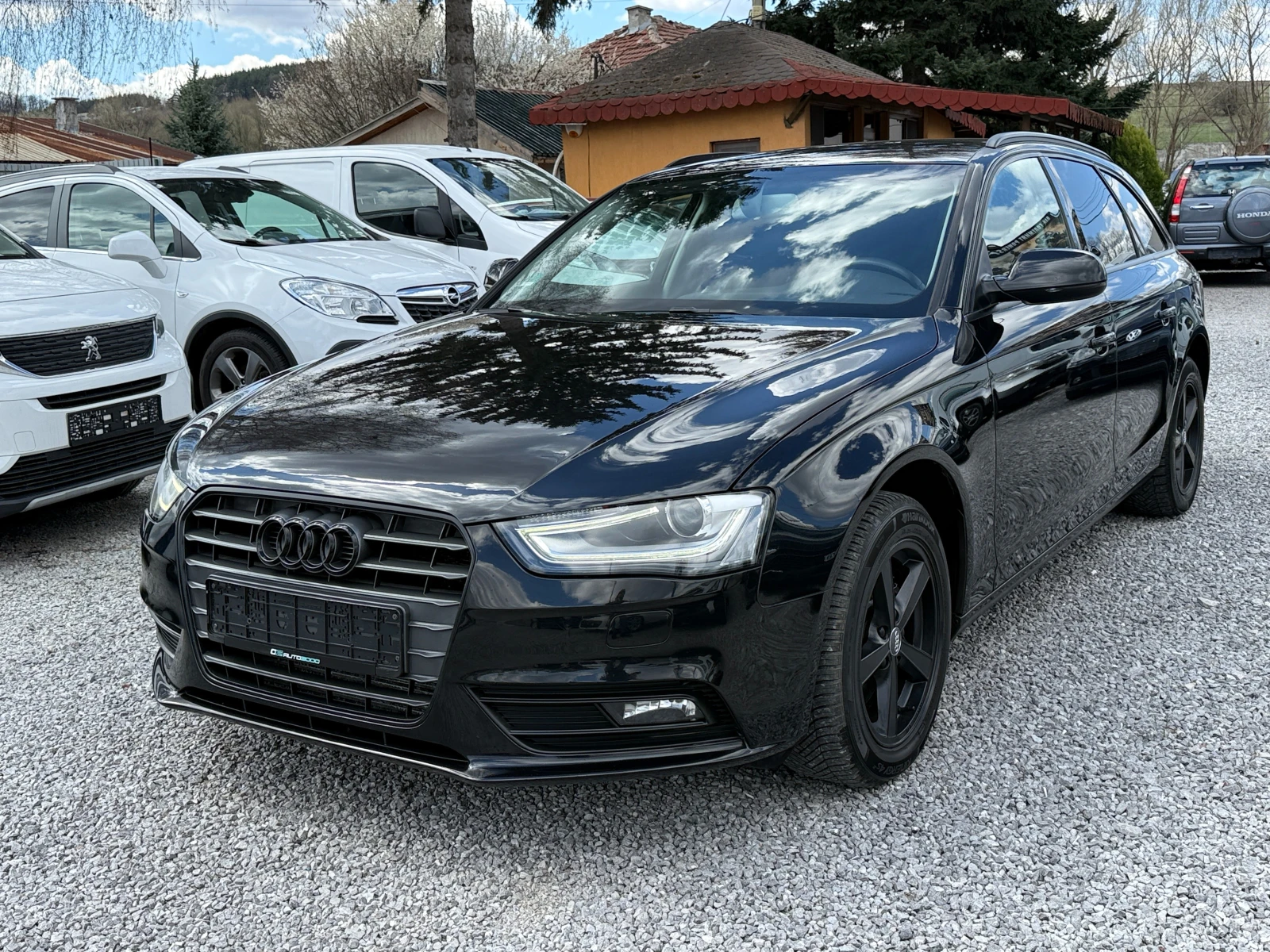 Audi A4 2.0TDI FACELIFT AUTOMATIK XENON