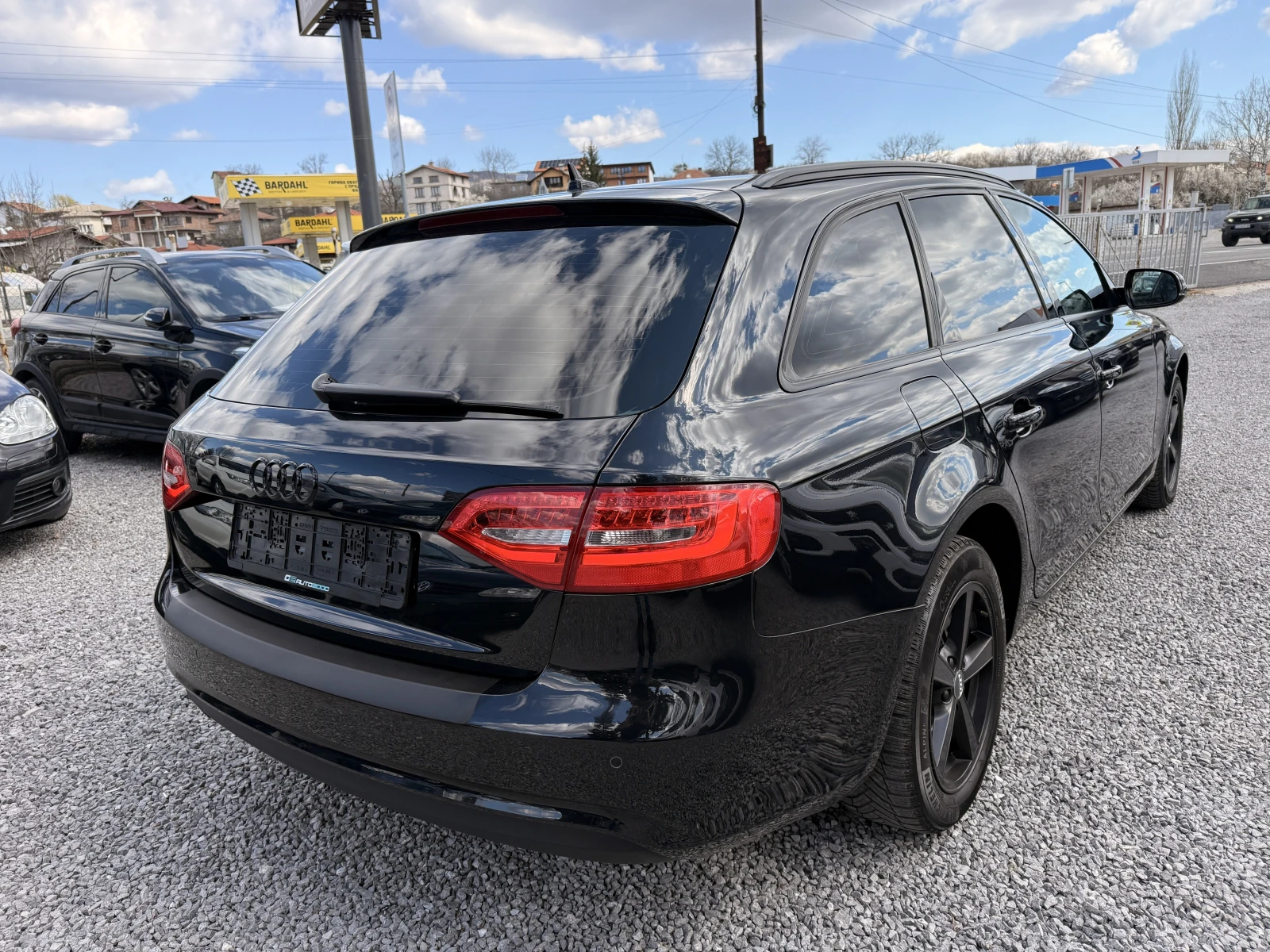 Audi A4 2.0TDI FACELIFT AUTOMATIK XENON, снимка 5 - Автомобили и джипове - 54171037