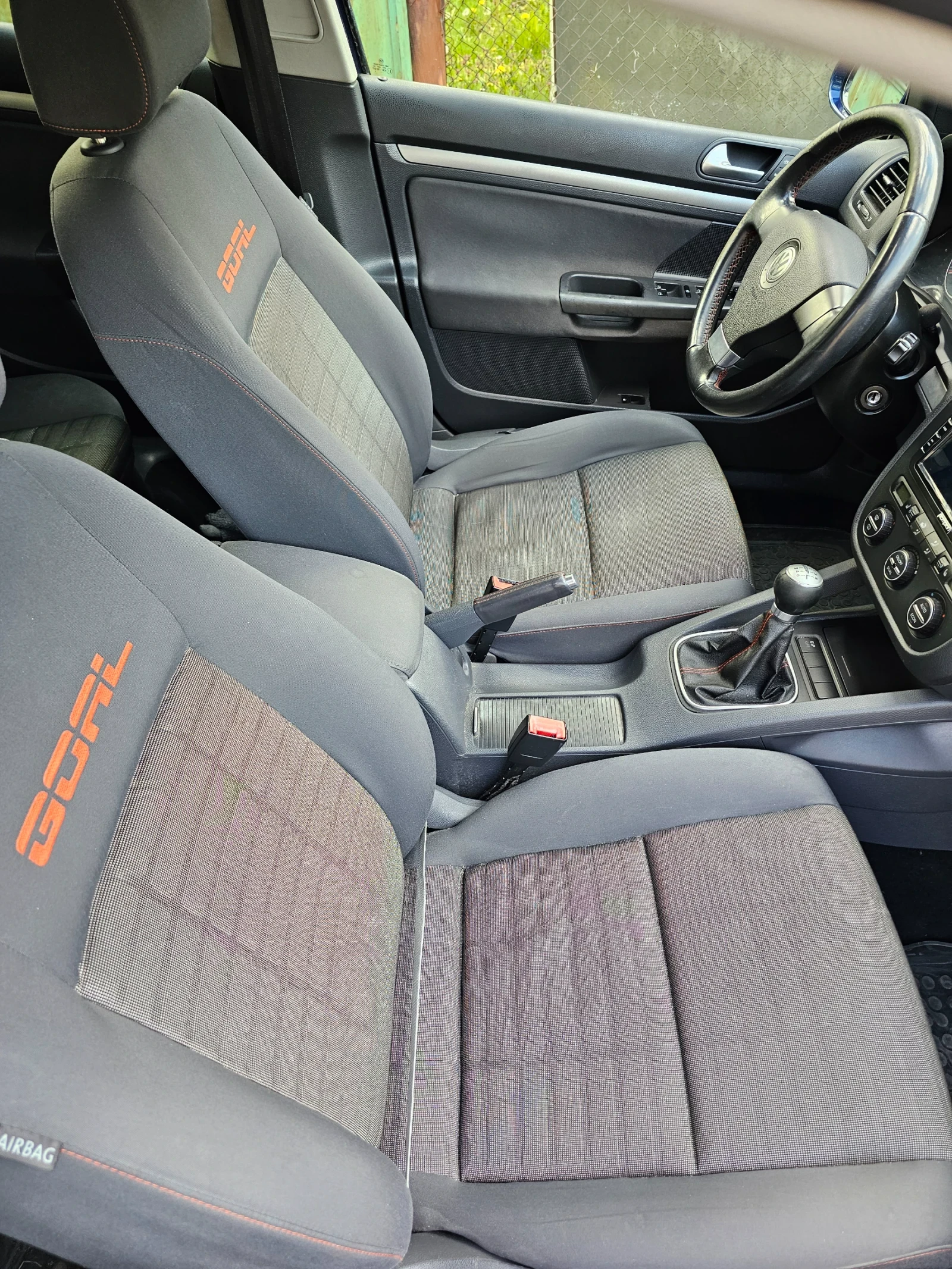 VW Golf 1.9 TDI (105к.с.) GOAL, NAVI, 6ск., снимка 10 - Автомобили и джипове - 54354899