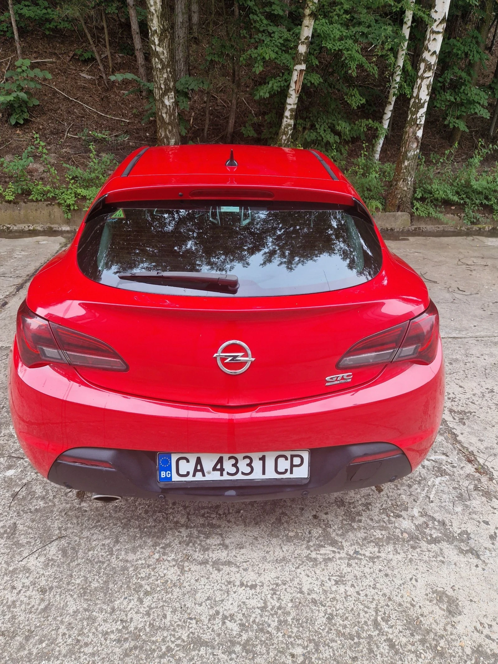 Opel Astra GTC, снимка 4 - Автомобили и джипове - 54389993