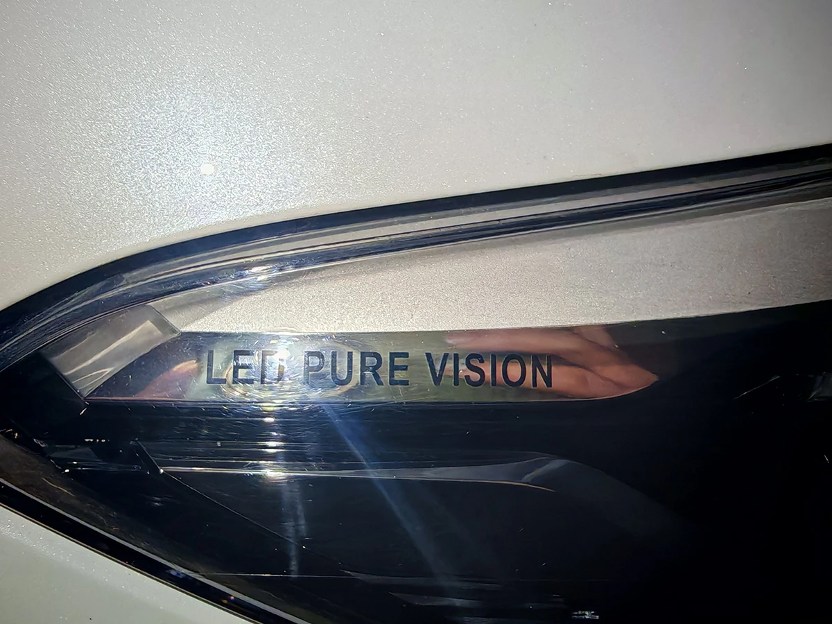 Renault Captur 1.3TCe, снимка 14 - Автомобили и джипове - 54417331