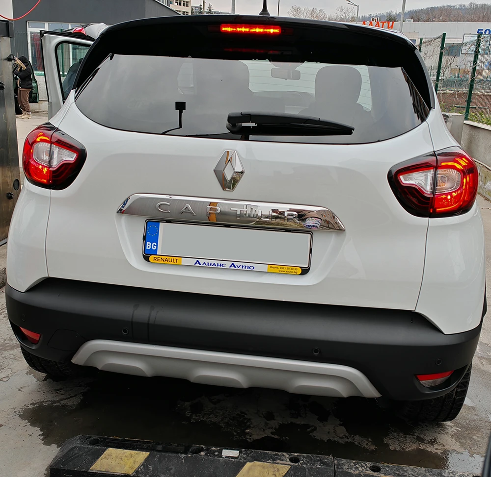Renault Captur 1.3TCe, снимка 3 - Автомобили и джипове - 54417331