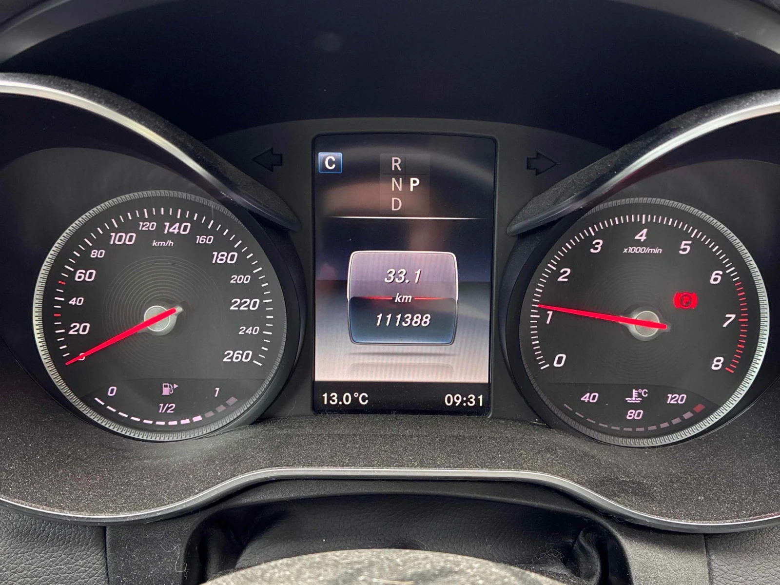 Mercedes-Benz C 300 4MATIC * ПОДГРЕВ * ПАНОРАМА * 360 КАМЕРА * CARFAX, снимка 9 - Автомобили и джипове - 54609797