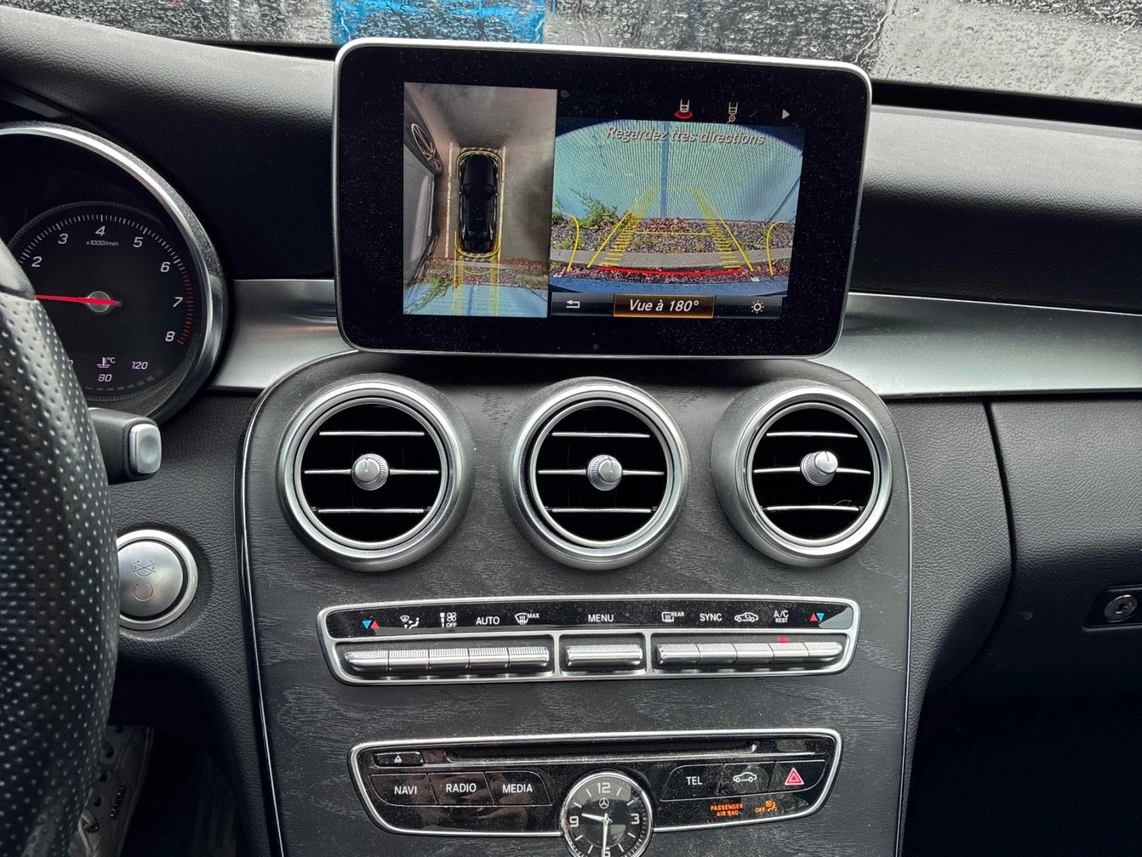 Mercedes-Benz C 300 4MATIC * ПОДГРЕВ * ПАНОРАМА * 360 КАМЕРА * CARFAX, снимка 7 - Автомобили и джипове - 54609797
