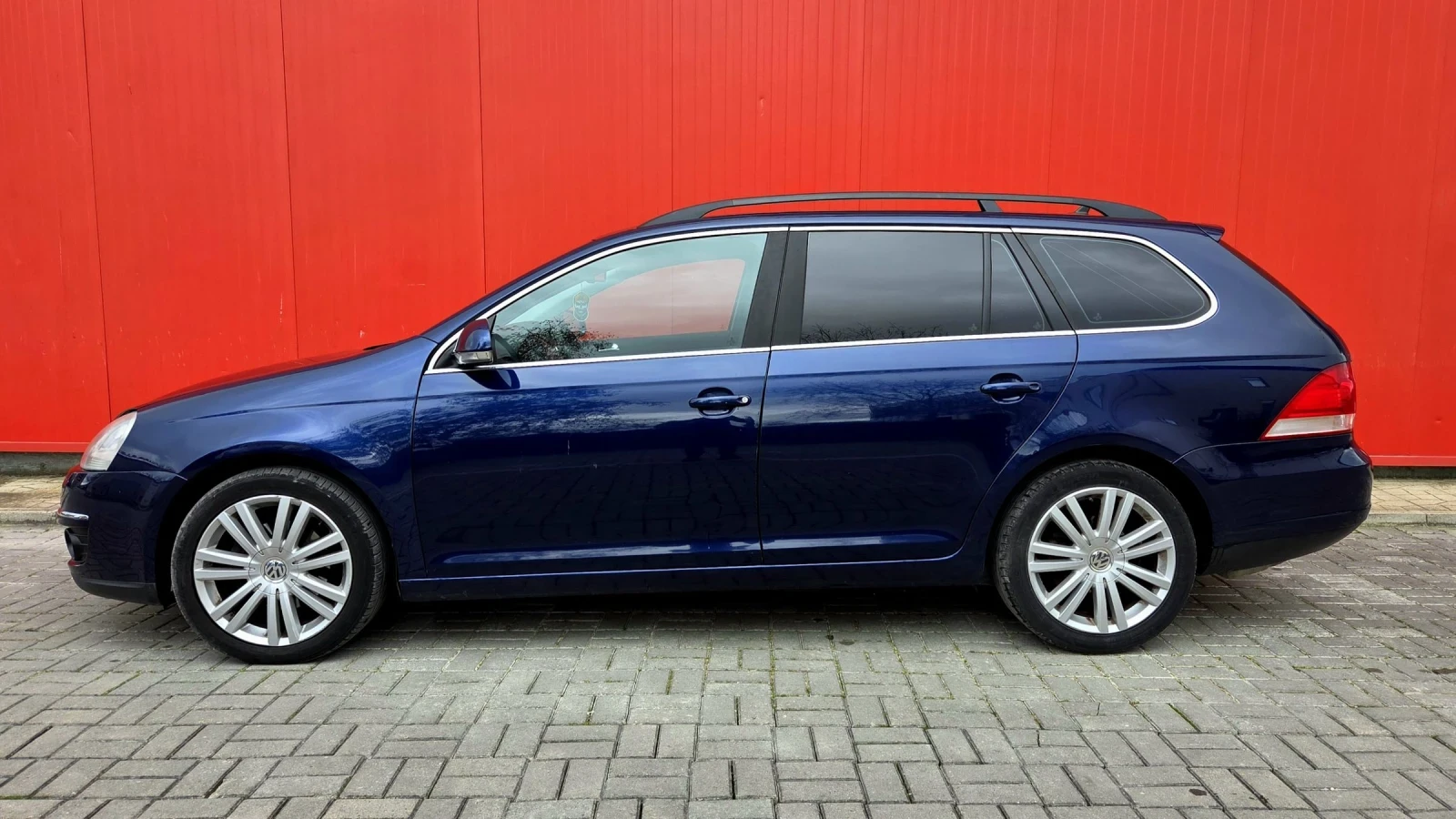 VW Golf 2.0 TDI Регистриран, снимка 7 - Автомобили и джипове - 54745929