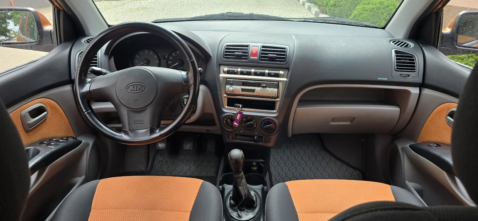 Kia Picanto 1.1i, 4 цилиндъра, снимка 14 - Автомобили и джипове - 54755097
