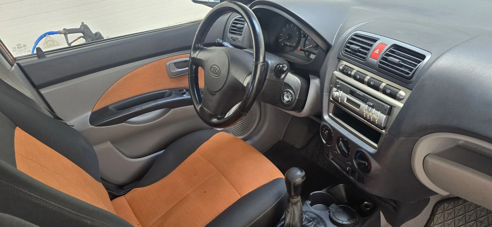 Kia Picanto 1.1i, 4 цилиндъра, снимка 8 - Автомобили и джипове - 54755097