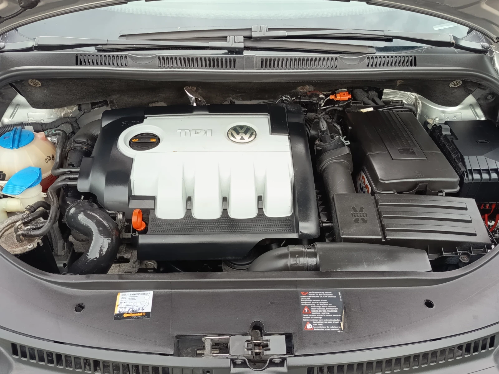 VW Golf Plus 1.9tdi cross, снимка 13 - Автомобили и джипове - 55211712