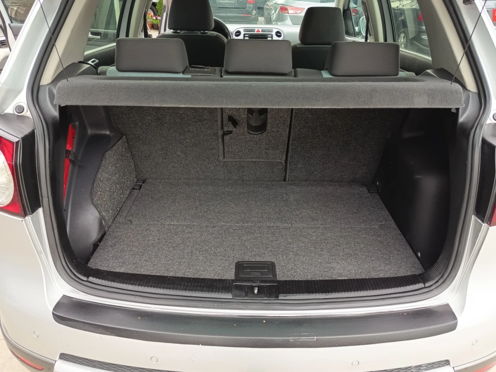 VW Golf Plus 1.9tdi cross, снимка 12 - Автомобили и джипове - 55211712