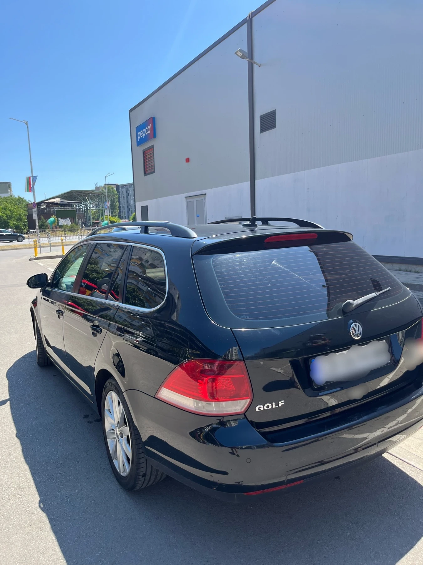 VW Golf Variant 1.9 TDI, снимка 4 - Автомобили и джипове - 55434986