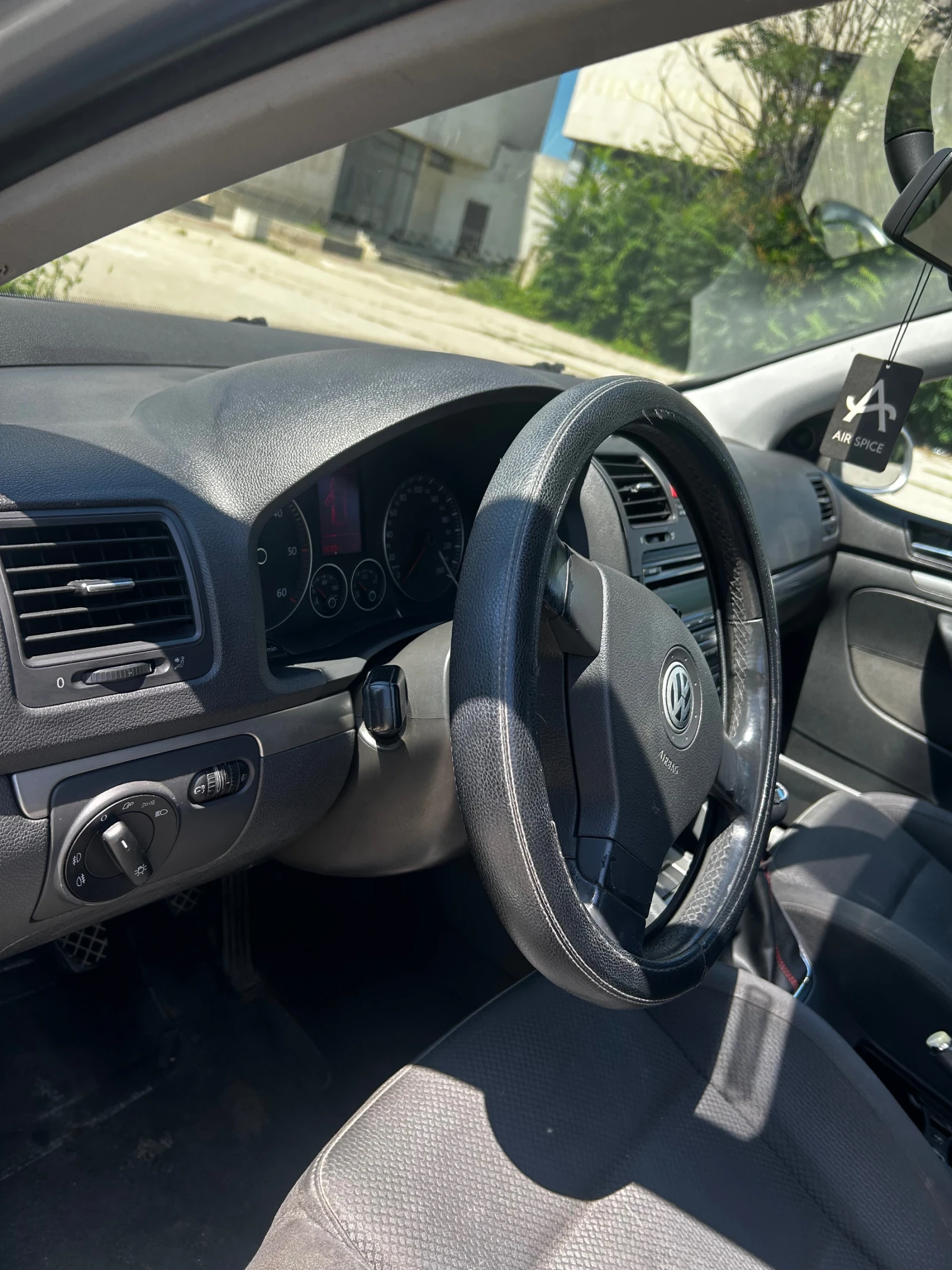 VW Golf, снимка 3 - Автомобили и джипове - 55452359