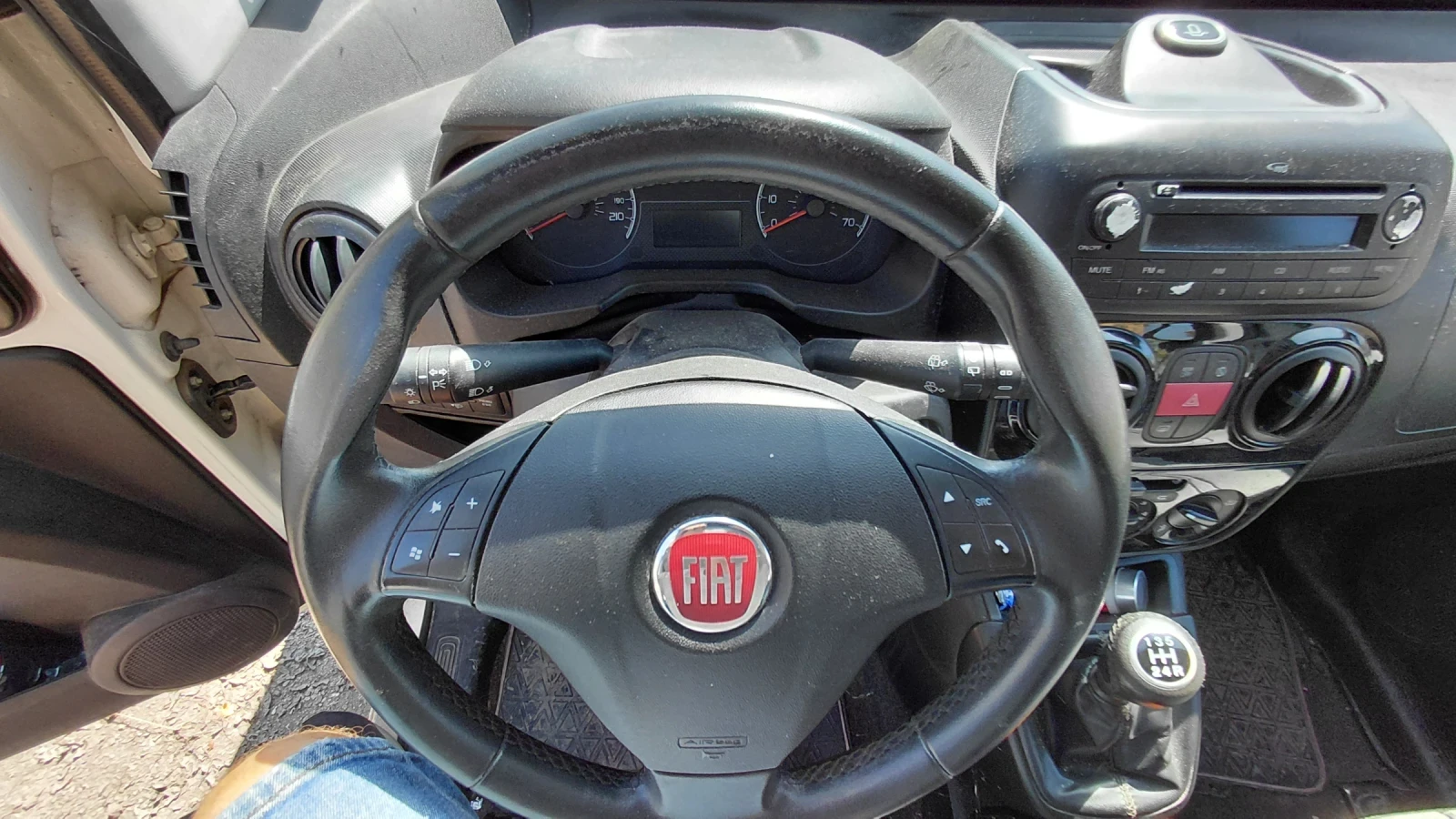 Fiat Qubo, снимка 9 - Автомобили и джипове - 55638759