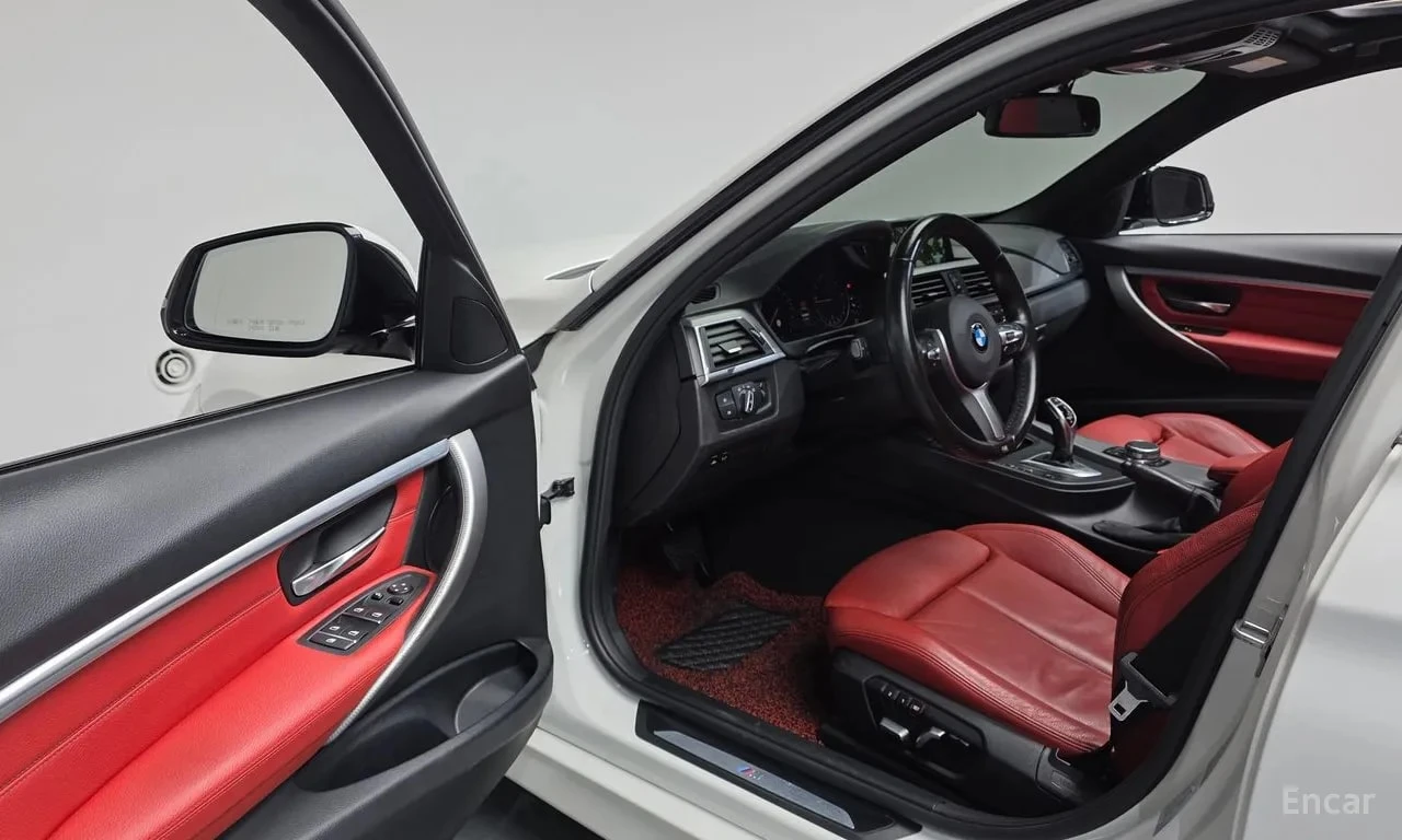 BMW 330 i M Sport Shadow * ШИБИДАХ * ПОДГРЕВИ * АВТОКРЕДИТ, снимка 10 - Автомобили и джипове - 55905348