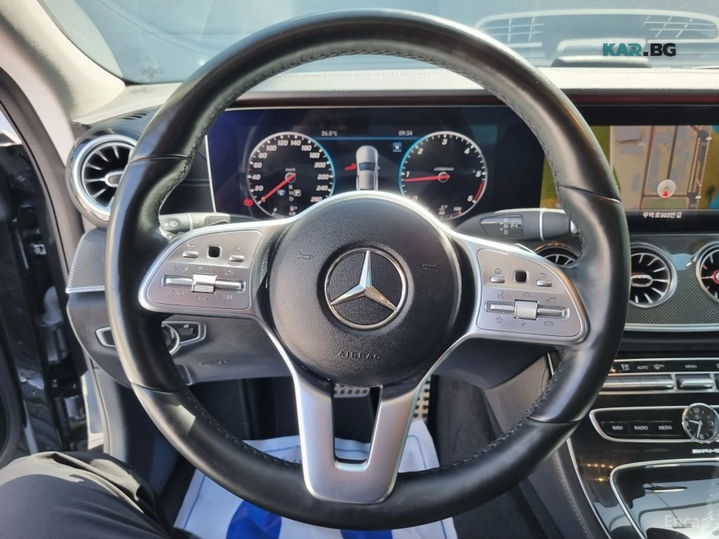 Mercedes-Benz CLS 300 D* 4MATIC* AMG* * КОЖА* ПОДГРЕВ* BURM* PANO* НАВИ*, снимка 7 - Автомобили и джипове - 56168336