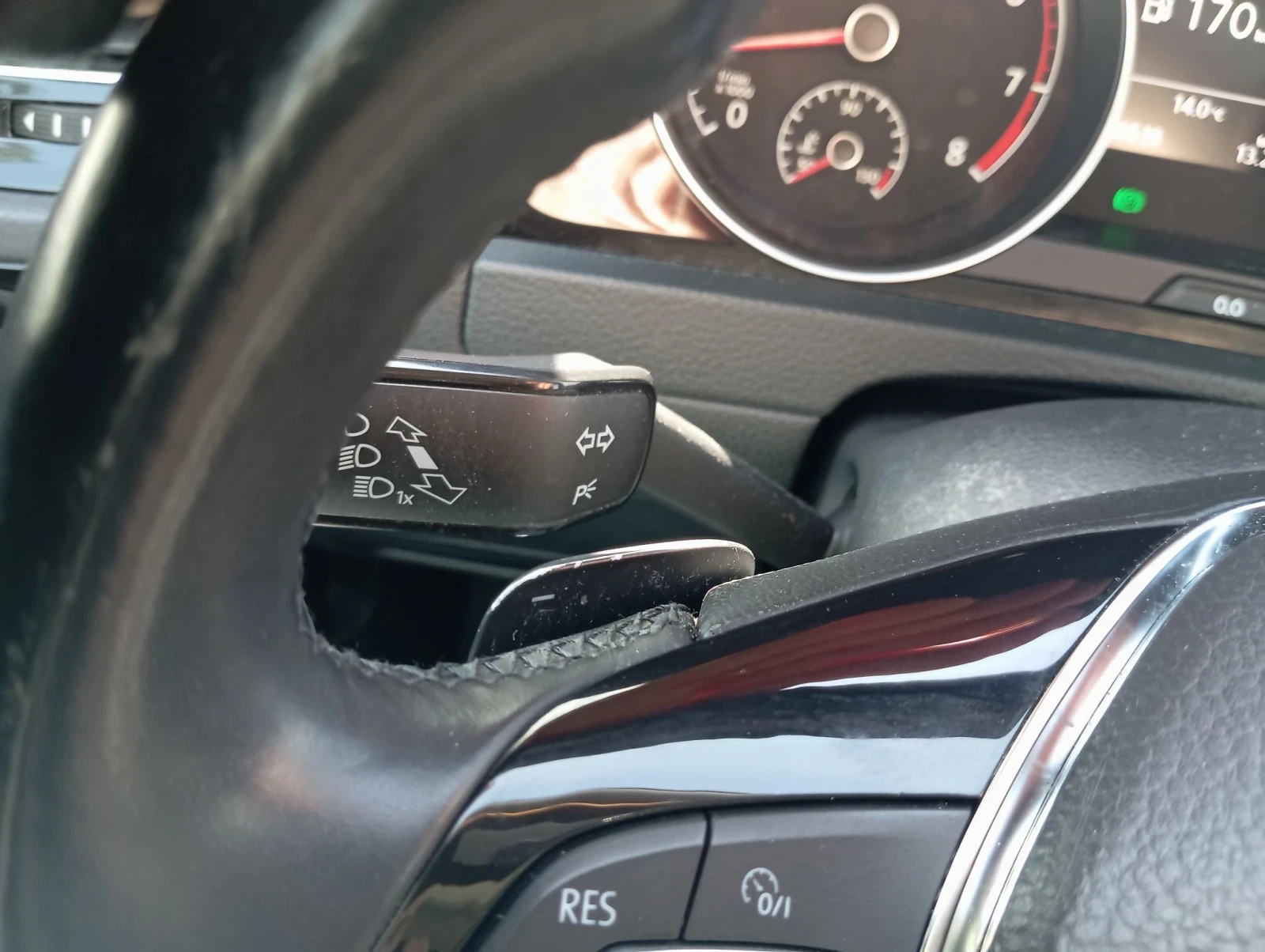 VW Golf Автоматик , снимка 12 - Автомобили и джипове - 56502611