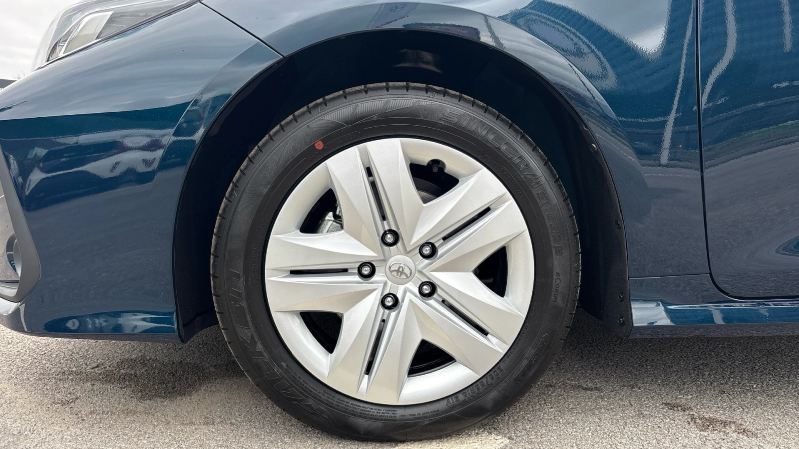 Toyota Corolla 1.5l Petrol COMFORT | Mobile.bg � ����������� 14