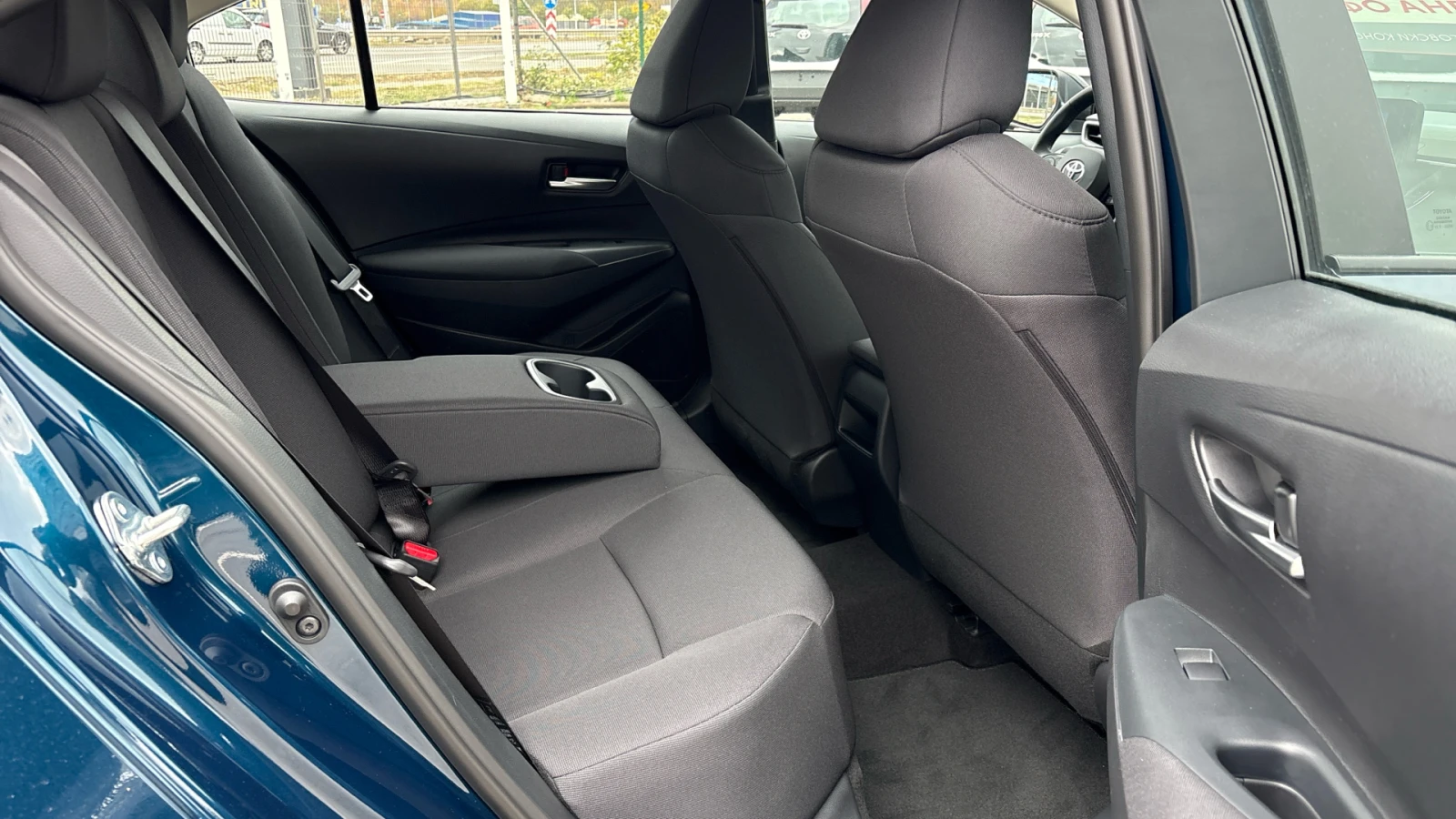 Toyota Corolla 1.5l Petrol COMFORT | Mobile.bg � ����������� 12