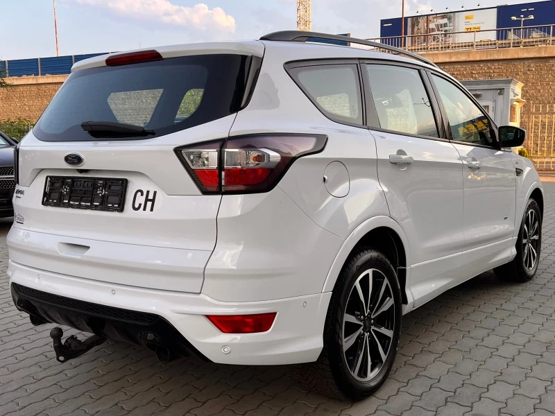 Ford Kuga ST-Line 2.0TDCi 4x4 Панорама Дистроник Камера, снимка 3 - Автомобили и джипове - 42922893