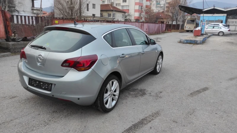 Opel Astra 1.7CDTI, снимка 5 - Автомобили и джипове - 49261491