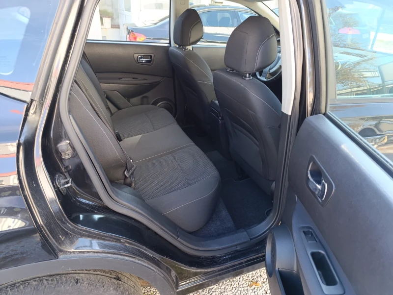 Nissan Qashqai 1, 6 dizel, снимка 11 - Автомобили и джипове - 52884227