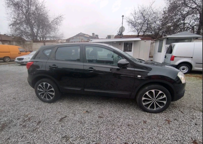 Nissan Qashqai 1, 6 dizel, снимка 4 - Автомобили и джипове - 52884227