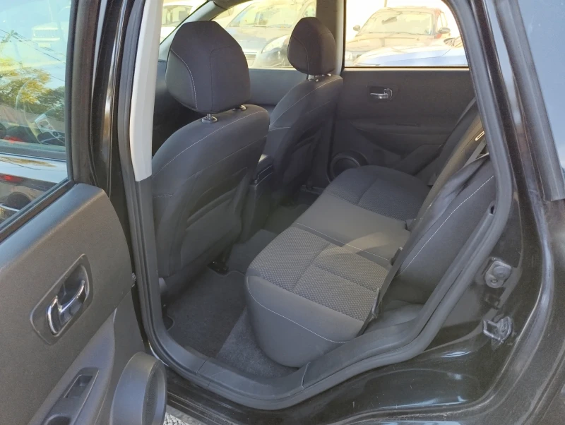 Nissan Qashqai 1, 6 dizel, снимка 8 - Автомобили и джипове - 52884227