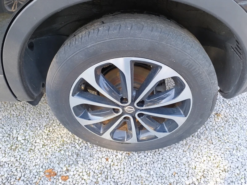 Nissan Qashqai 1, 6 dizel, снимка 13 - Автомобили и джипове - 52884227