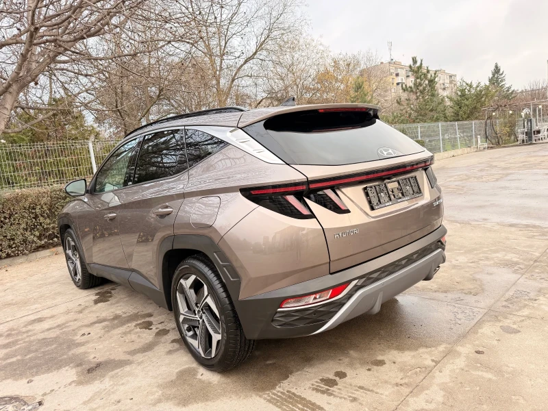 Hyundai Tucson 1.6 CRDI 360 CAMERA360/ПАНОРАМЕН СТЪКЛЕН ТАВАН/, снимка 4 - Автомобили и джипове - 52882845