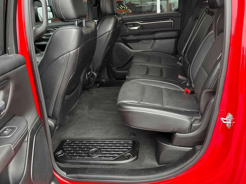 Dodge RAM 1500 Sport / CARFAX /Подгрев/5.7 Хеми/Кожа/Нави, снимка 10 - Автомобили и джипове - 53576083