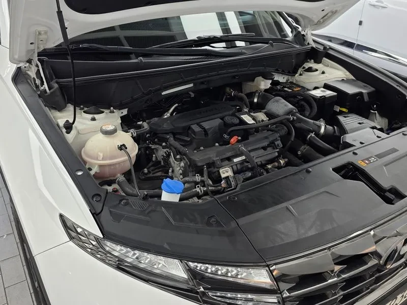 Hyundai Tucson Premium, снимка 11 - Автомобили и джипове - 55186666