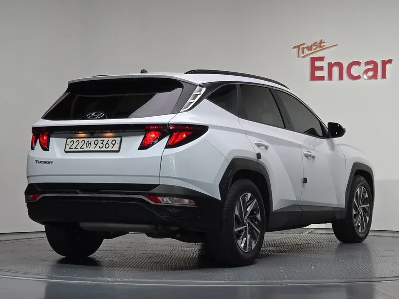 Hyundai Tucson Premium, снимка 2 - Автомобили и джипове - 55186666