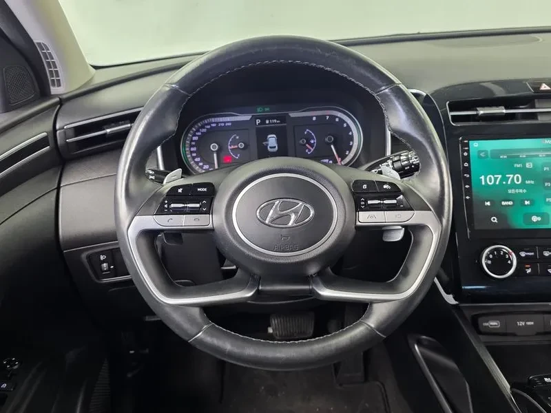 Hyundai Tucson Premium, снимка 3 - Автомобили и джипове - 55186666