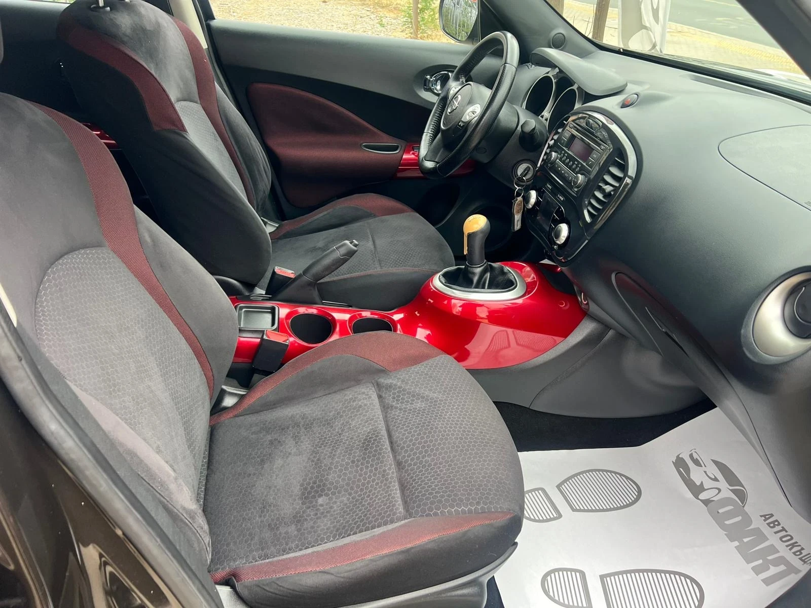 Nissan Juke 1.6 - изображение 9