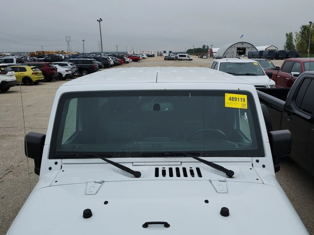 Jeep Wrangler * SAHARA * CARFAX *    | Mobile.bg   15