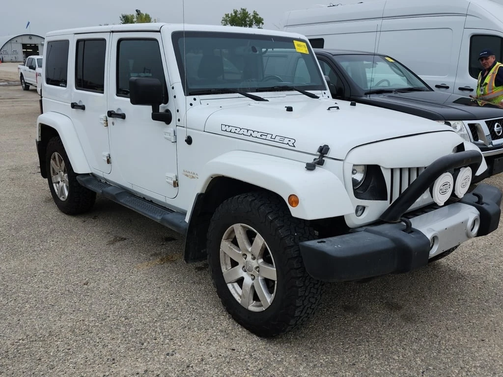 Jeep Wrangler * SAHARA * CARFAX * БЕЗ ПЪРВОНАЧАЛНА ВНОСКА - изображение 2