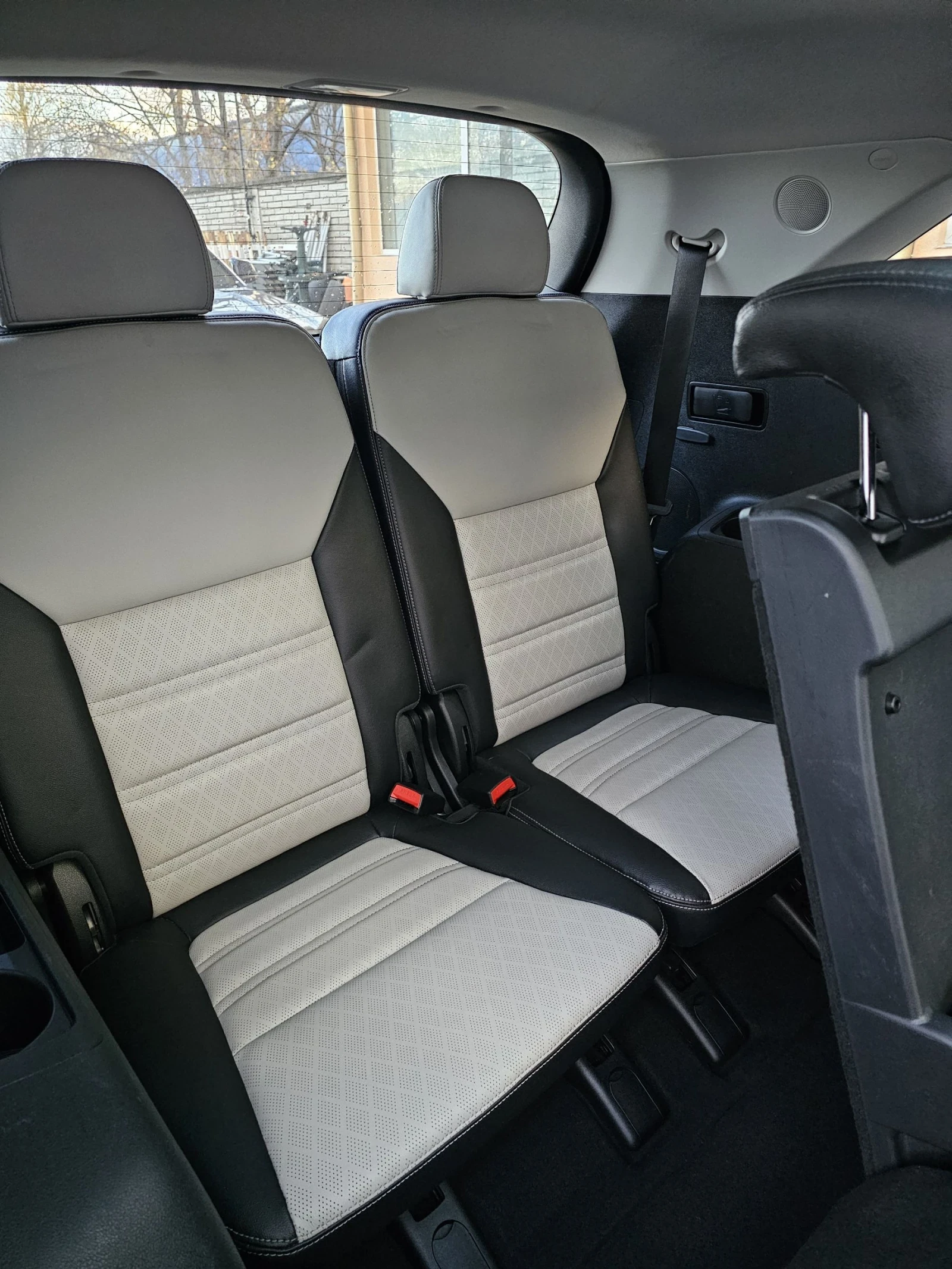 Kia Sorento 2.2 CRDI AWD Platinum 7 места CarPlay Ininity  - изображение 9