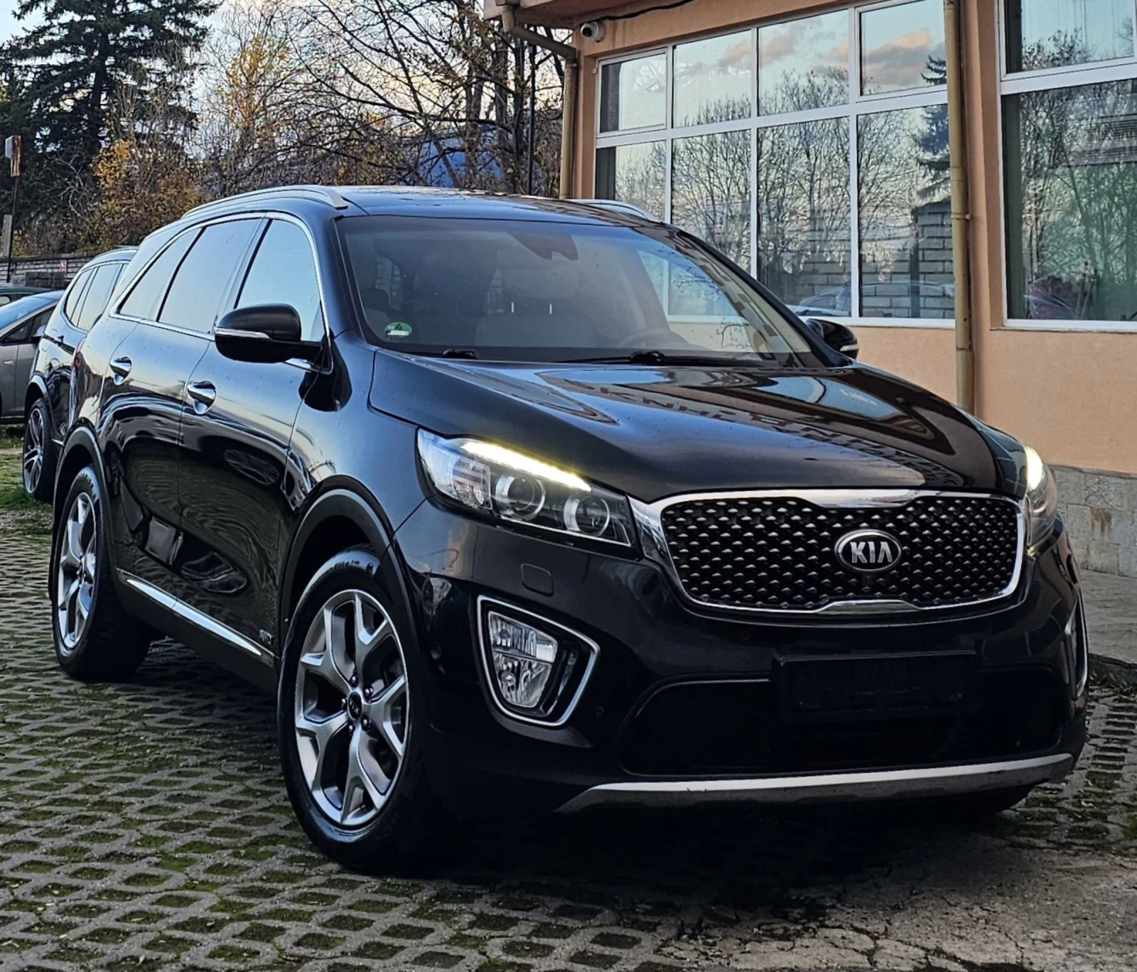 Kia Sorento 2.2 CRDI AWD Platinum 7 места CarPlay Ininity  - изображение 2