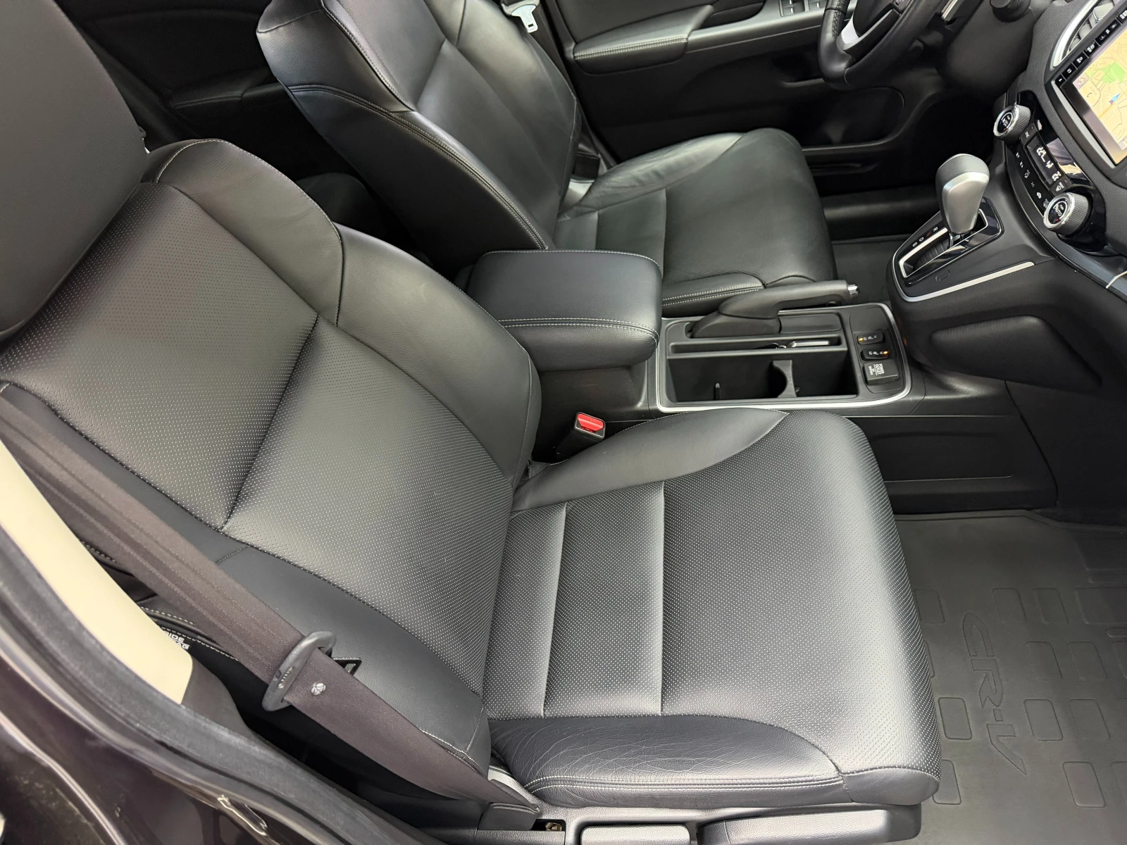 Honda Cr-v 2.0i* Executive 4WD* ПЪЛНА СЕРВИЗНА ИСТОРИЯ В ХОНД, снимка 12 - Автомобили и джипове - 53975609