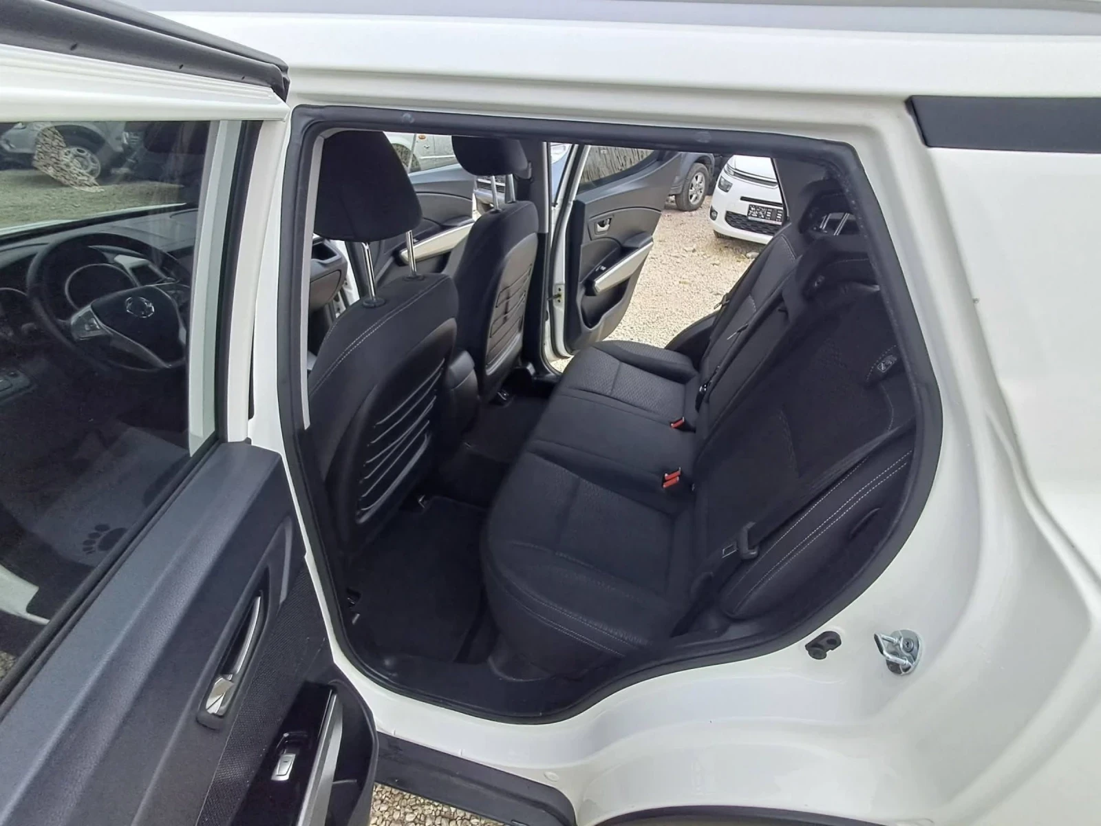 SsangYong Tivoli 1.6XDI 104000km ��������� ������ | Mobile.bg � ����������� 12