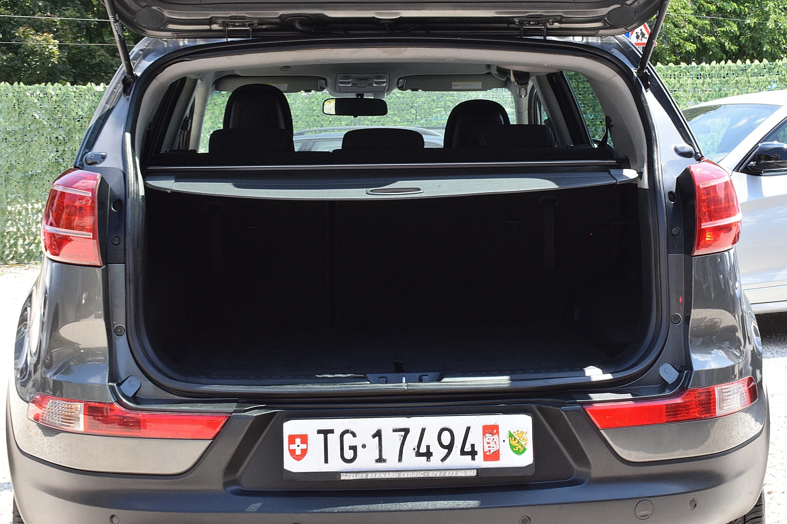 Kia Sportage 2.0ШВЕЙЦАРИЯ/4x4, снимка 5 - Автомобили и джипове - 55150526