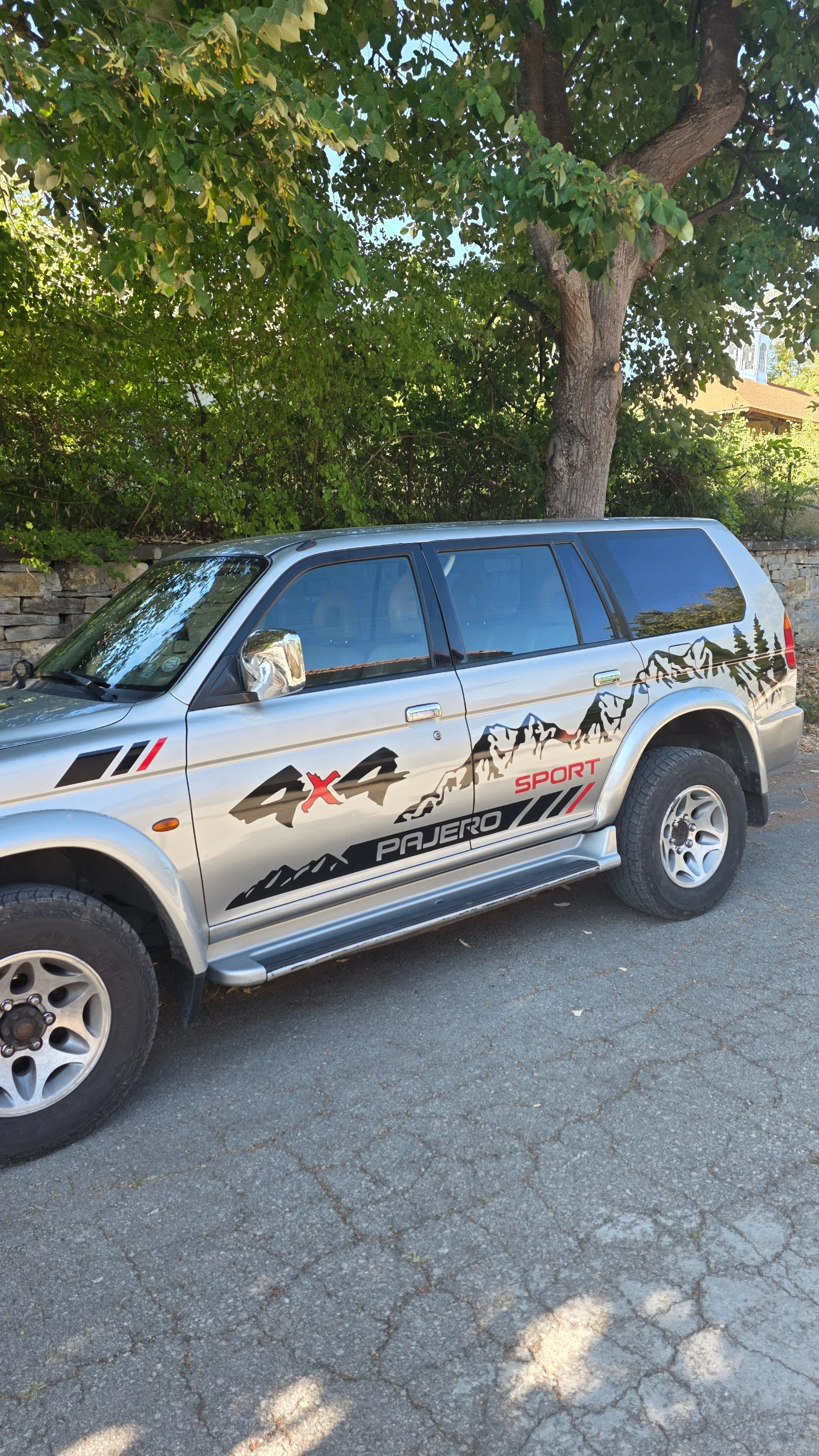 Mitsubishi Pajero sport