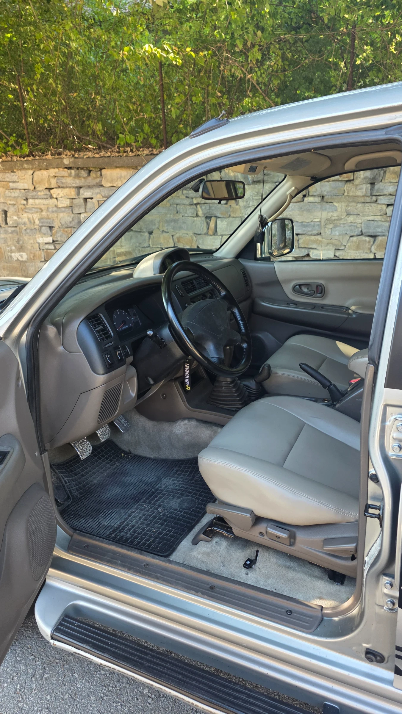 Mitsubishi Pajero sport, снимка 6 - Автомобили и джипове - 55729561