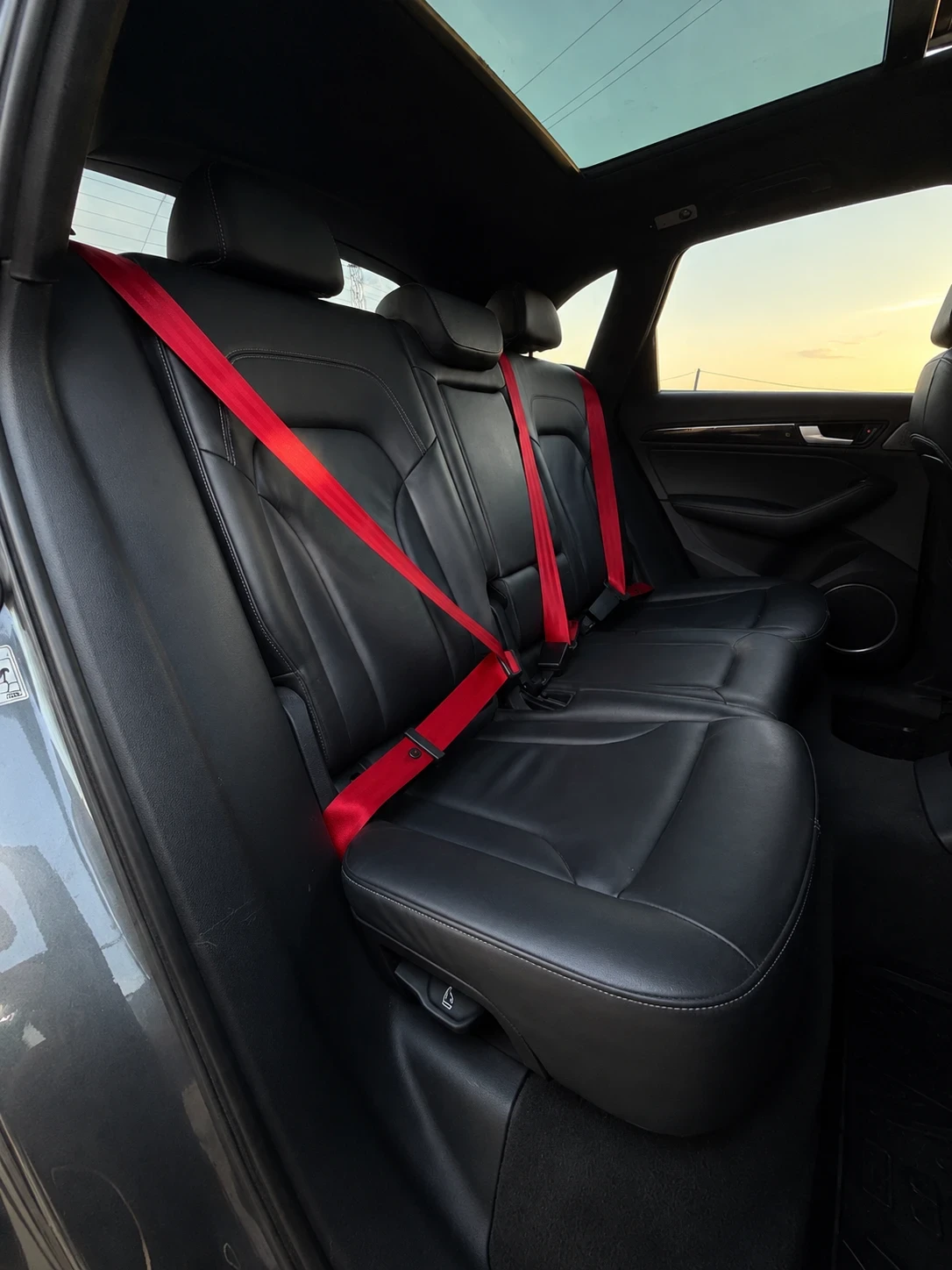 Audi SQ5 354HP| 8ZF| STAGE 2| RECARO| PANO| FULL| ЛИЗИНГ, снимка 10 - Автомобили и джипове - 55905317