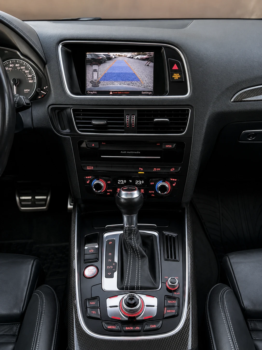 Audi SQ5 354HP| 8ZF| STAGE 2| RECARO| PANO| FULL| ЛИЗИНГ, снимка 11 - Автомобили и джипове - 55905317